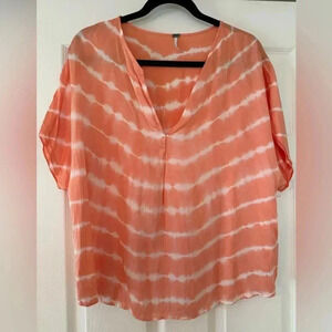 YFB - Young Fabulous & Broke Top - Women's Short-Sleeve Tie-Dye Shirt - Large